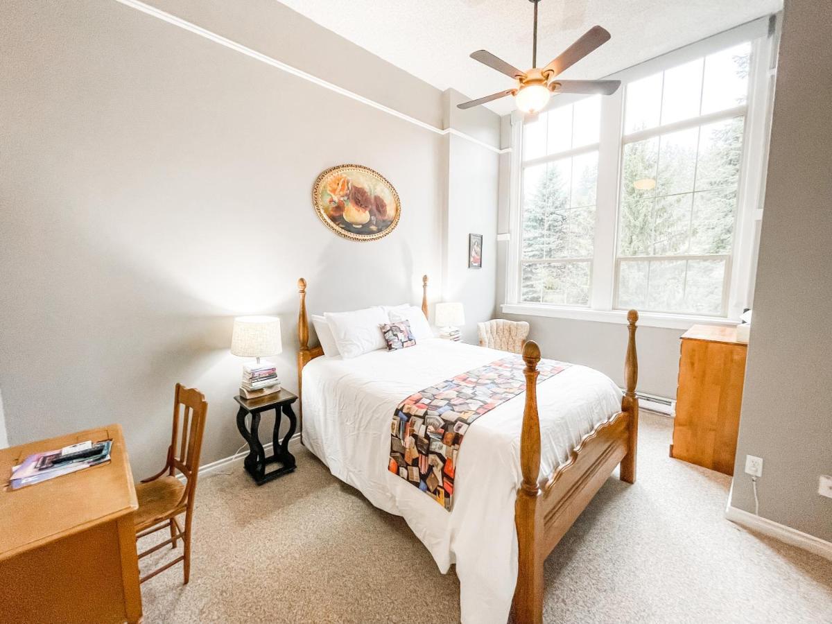 Northside School Bed & Breakfast Боннерс-Ферри Экстерьер фото