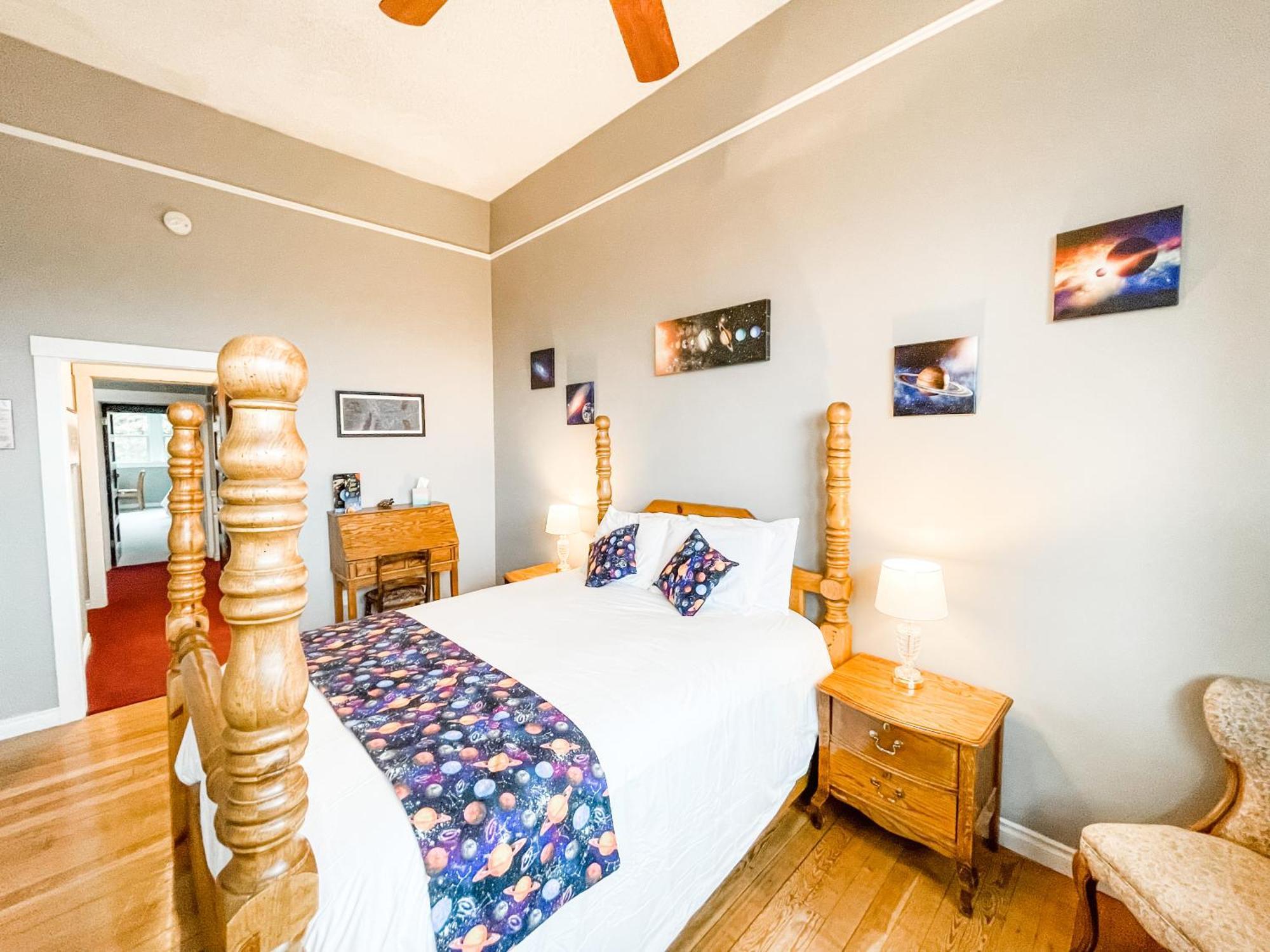 Northside School Bed & Breakfast Боннерс-Ферри Экстерьер фото